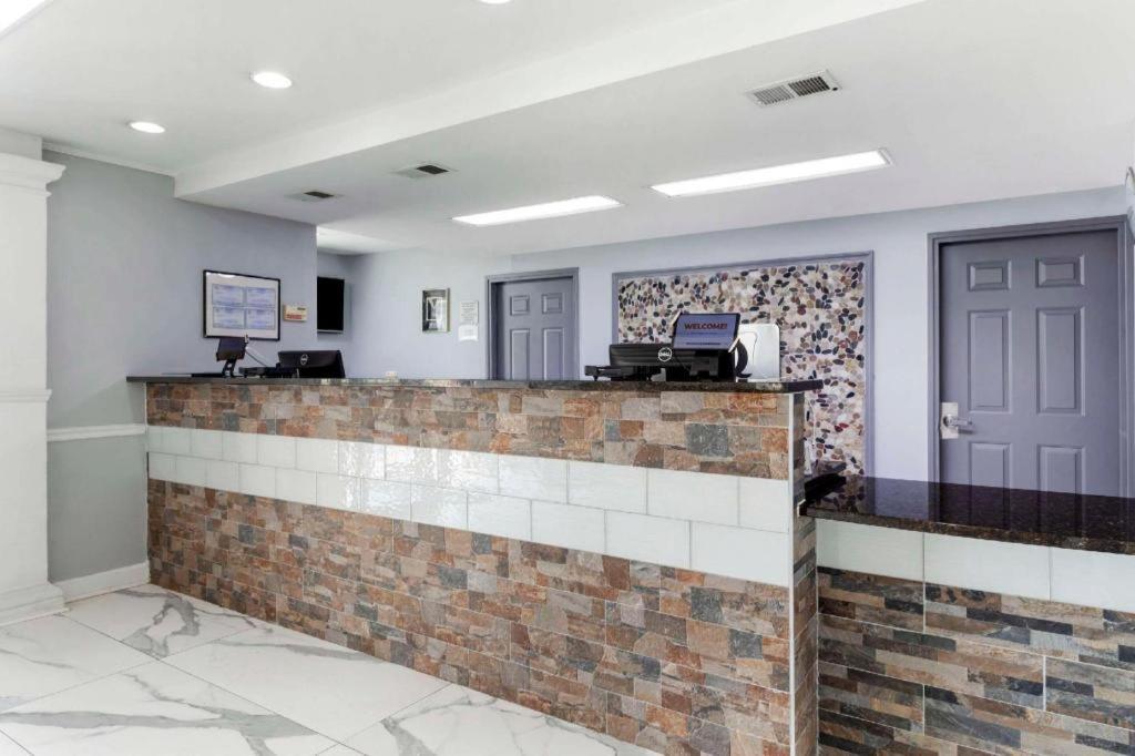 Quality Inn Oak Ridge Exteriér fotografie