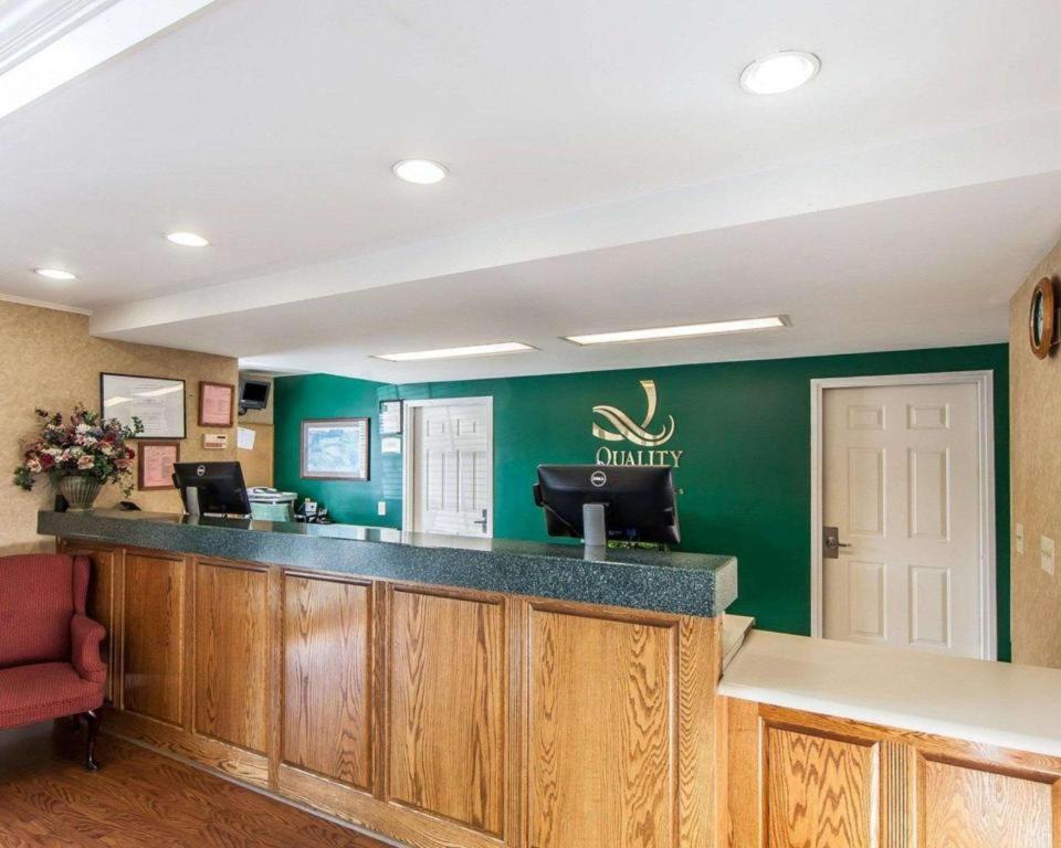 Quality Inn Oak Ridge Exteriér fotografie